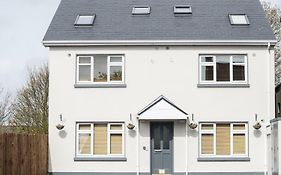 Waterlane Apartments